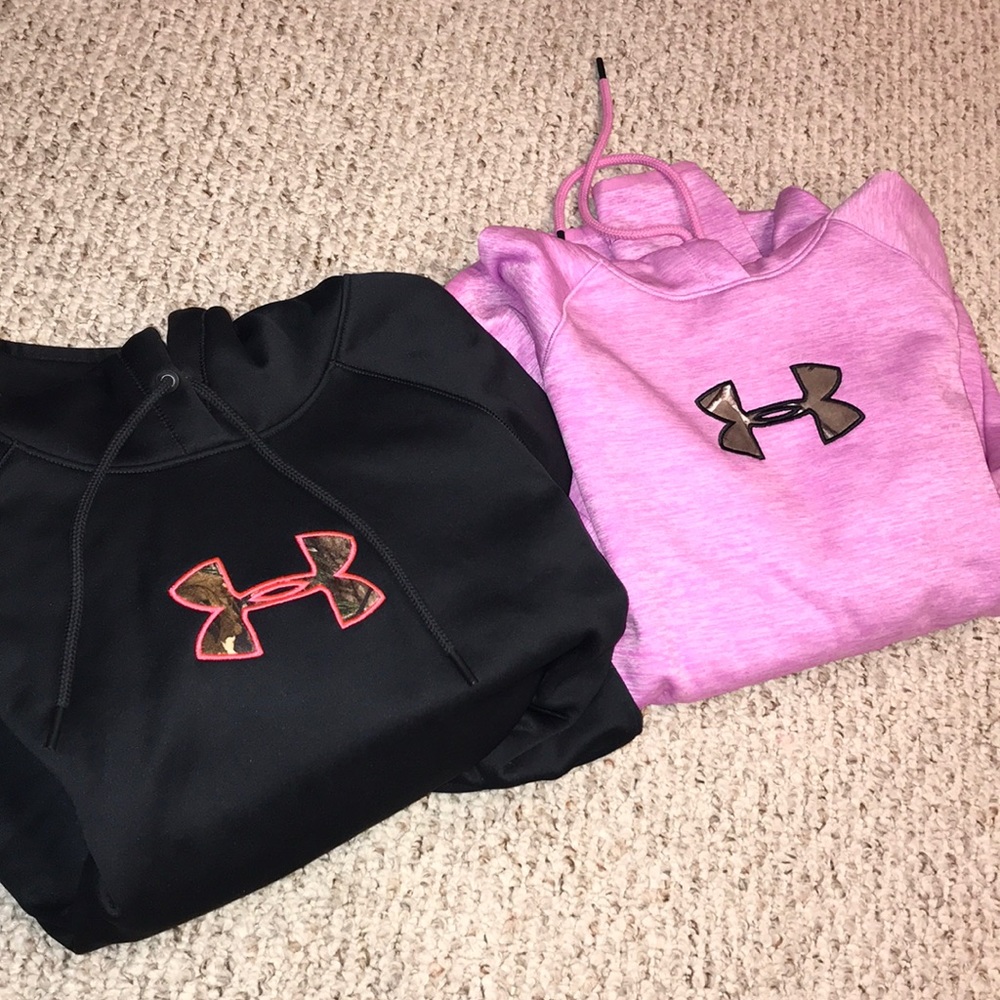 Under armour hoodie (lot of 2)